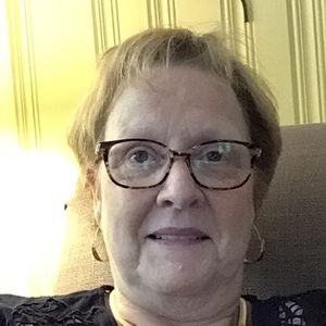 Meet your Posher, Macy